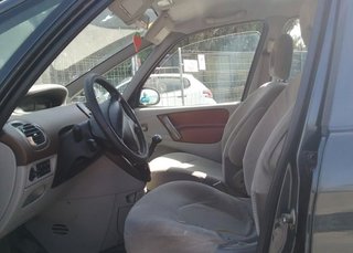 Citroen 4882922 faro izq 9631495180 xsara picasso