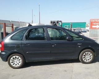 Citroen 4882922 faro izq 9631495180 xsara picasso