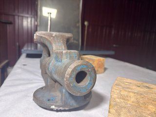 Tornillo de banco Irimo 125