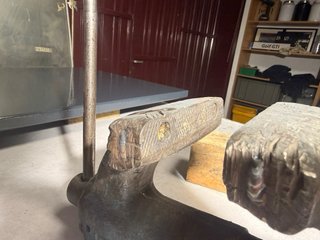 Tornillo de banco Irimo 125