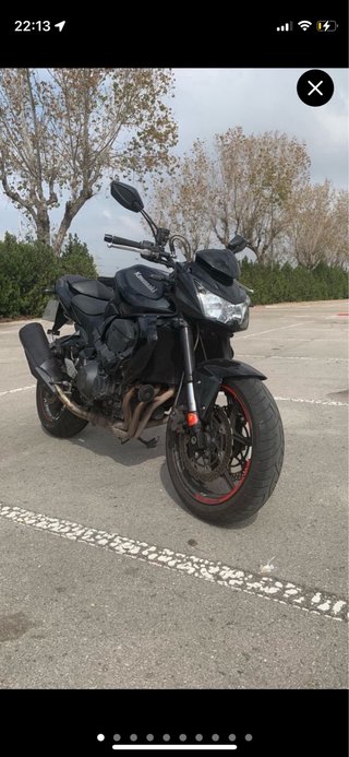 Kawasaki Z750 Negra 85 kmm revisiones al dia