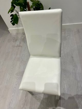 Juego de 4 sillas de comedor blancas