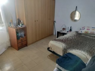 Cama de matrimonio con funda