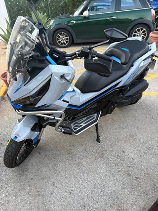 Moto Zontes 368 nueva!