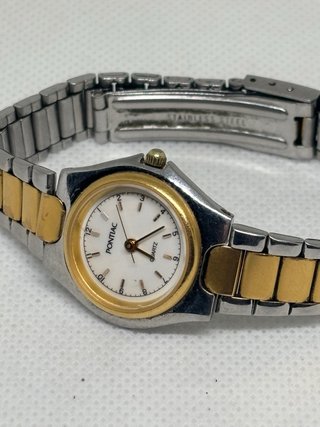 Reloj Pontiac Dos Tonos Acero y Oro