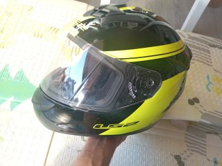 Casco LS2 Talla M Negro/Amarillo