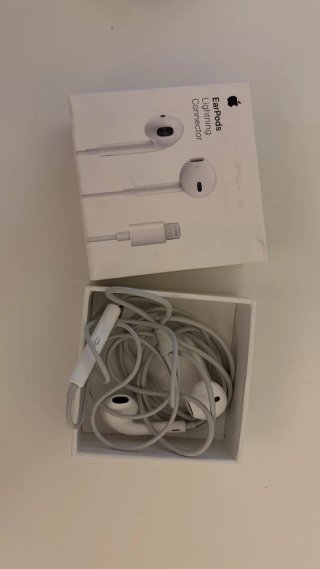 Auriculares Apple EarPods Lightning Blancos