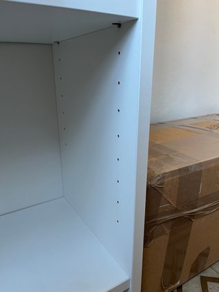 Estantería blanca adaptable