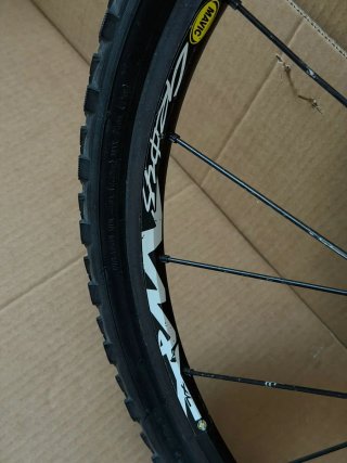 Rueda delantera Mavic Crossmax XL 26 cerámica
