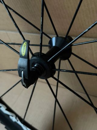 Rueda delantera Mavic Crossmax XL 26 cerámica
