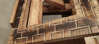 Atril de madera noble
