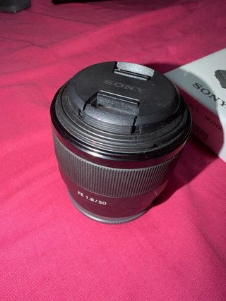 Sony Alpha 7 III Cámara Mirrorless y 2 objetivos