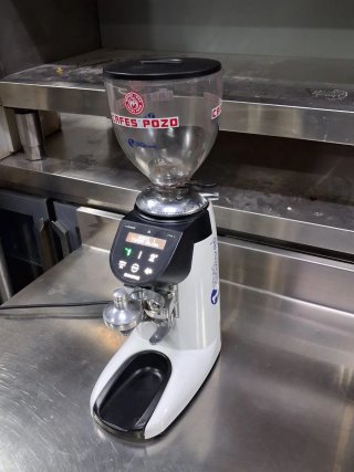Molinillo de café electrónico
