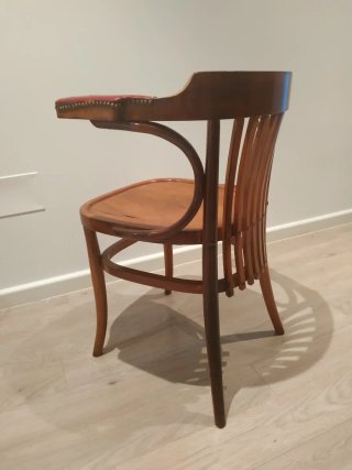 Silla antigua respaldo varillas