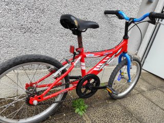 Bicicleta BH niño roja