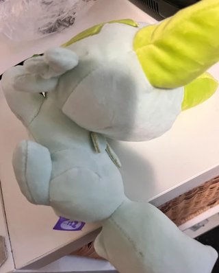 Peluche Sprigatito Pokémon Dormiente