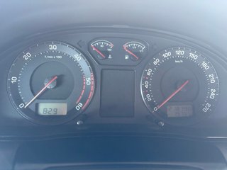 Skoda Superb 2003