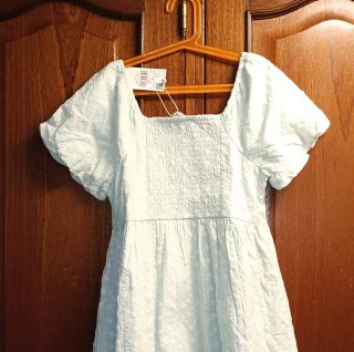 Vestido verde bordado talla 11-12