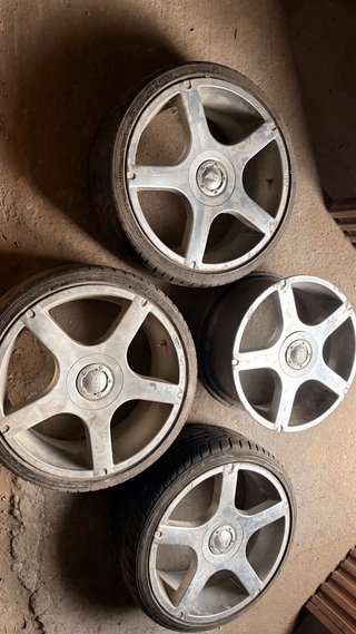 Llantas 19”