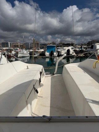 Velero Golfiño 7.25 listo para navegar.