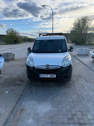 Opel Combo 2012