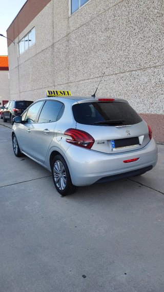 Peugeot 208 1.6 HDI 2017