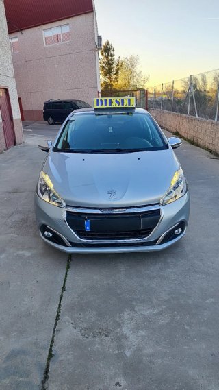 Peugeot 208 1.6 HDI 2017