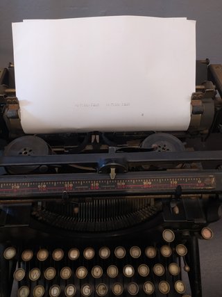ANTIGUA MAQUINA DE ESCRIBIR UNDERWOOD ORIGINAL
