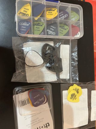 Plettri e accessori per chitarra/basso