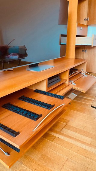 Muebles de salón madera y cristal