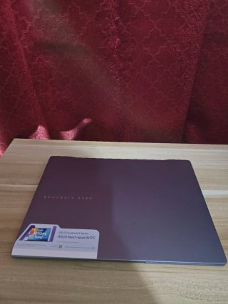 Asus VivoBook S14 Ultra 7 Intel Arc