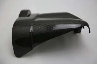 TAPA DE MOTOR DE ARANQUE BMW R1200GS EN CARBONO
