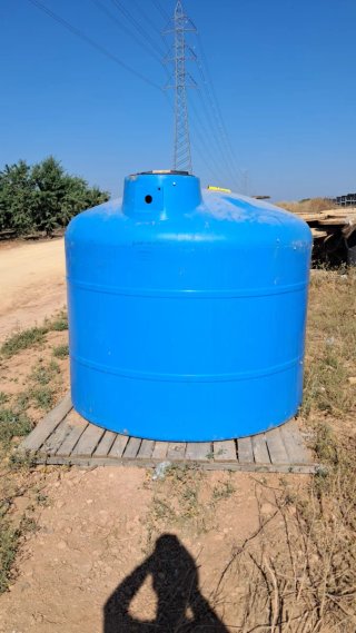 Depósito agua limpia/sucia + bomba