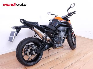 KTM 890 DUKE