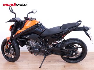 KTM 890 DUKE