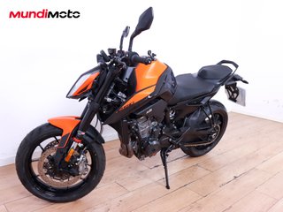 KTM 890 DUKE