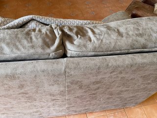 Divano a 2 posti in tessuto grigio, sfoderabile