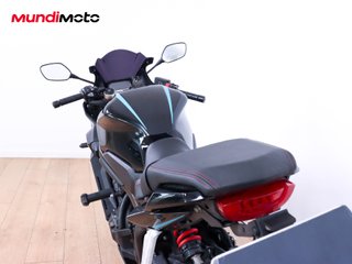 HONDA CBR 650 R