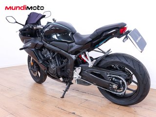 HONDA CBR 650 R