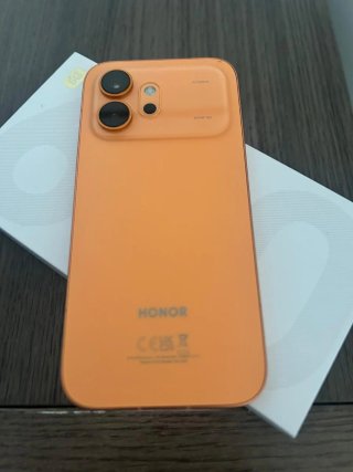 Honor 600