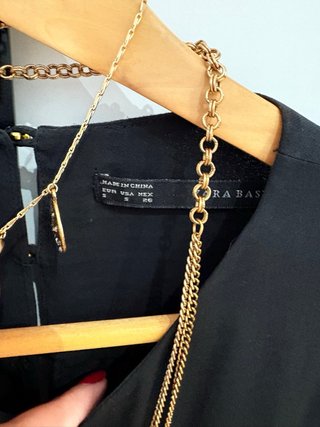 Blusa negra manga 3/4