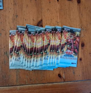 Yu-Gi-Oh! Lotto 10 Bustine Nuove