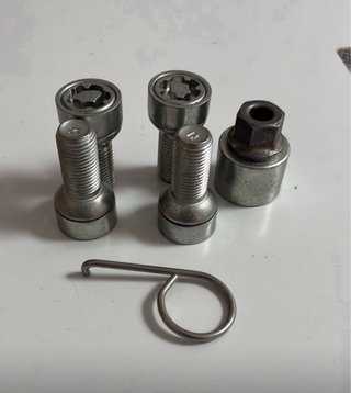 Tornillos Antirrobo VW GOLF SEAT VW T4T5 T6.1 AUDI