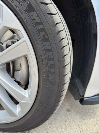 Neumaticos + Llantas 17' Audi
