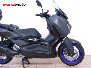 YAMAHA X-MAX 300