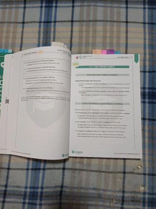 Libro de inglés y ortografía y gramática prefortia