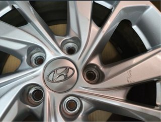 2 Llantas 17 Hyundai/ Hyundai Tucscon Negociable