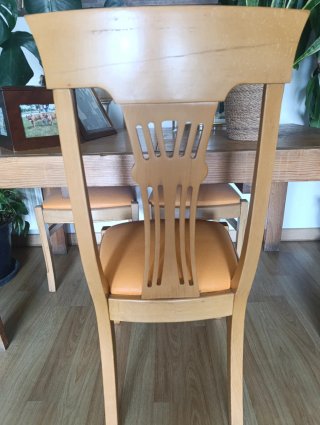 Sillas de madera maciza (6 unidades)