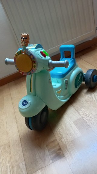 Moto correpasillos VTech para niños