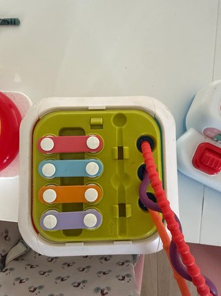 Juguetes para bebé: apilables y teléfono